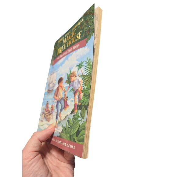 MAGIC TREE HOUSE #4 PIRATES PAST NOON Mary Pope Osborne Chapter Book - Picture 2 of 7